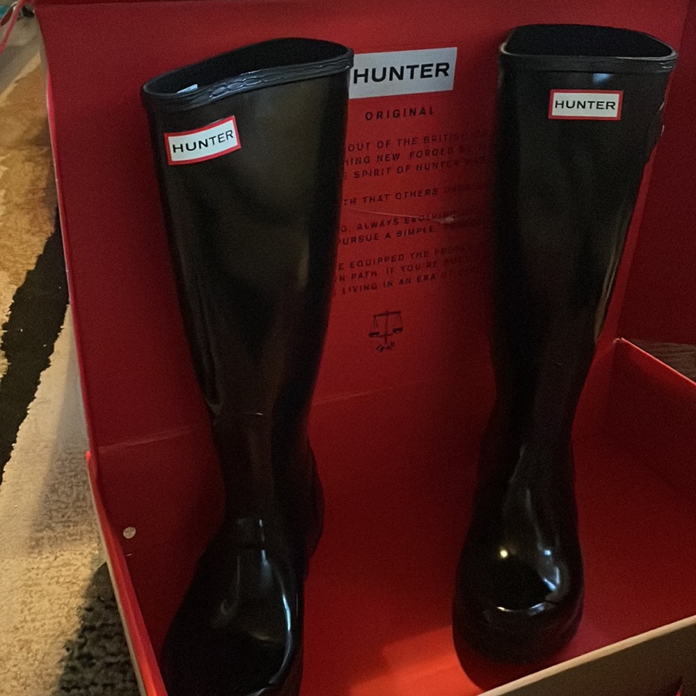 Brand new with tags still in box Hunter rain boots!